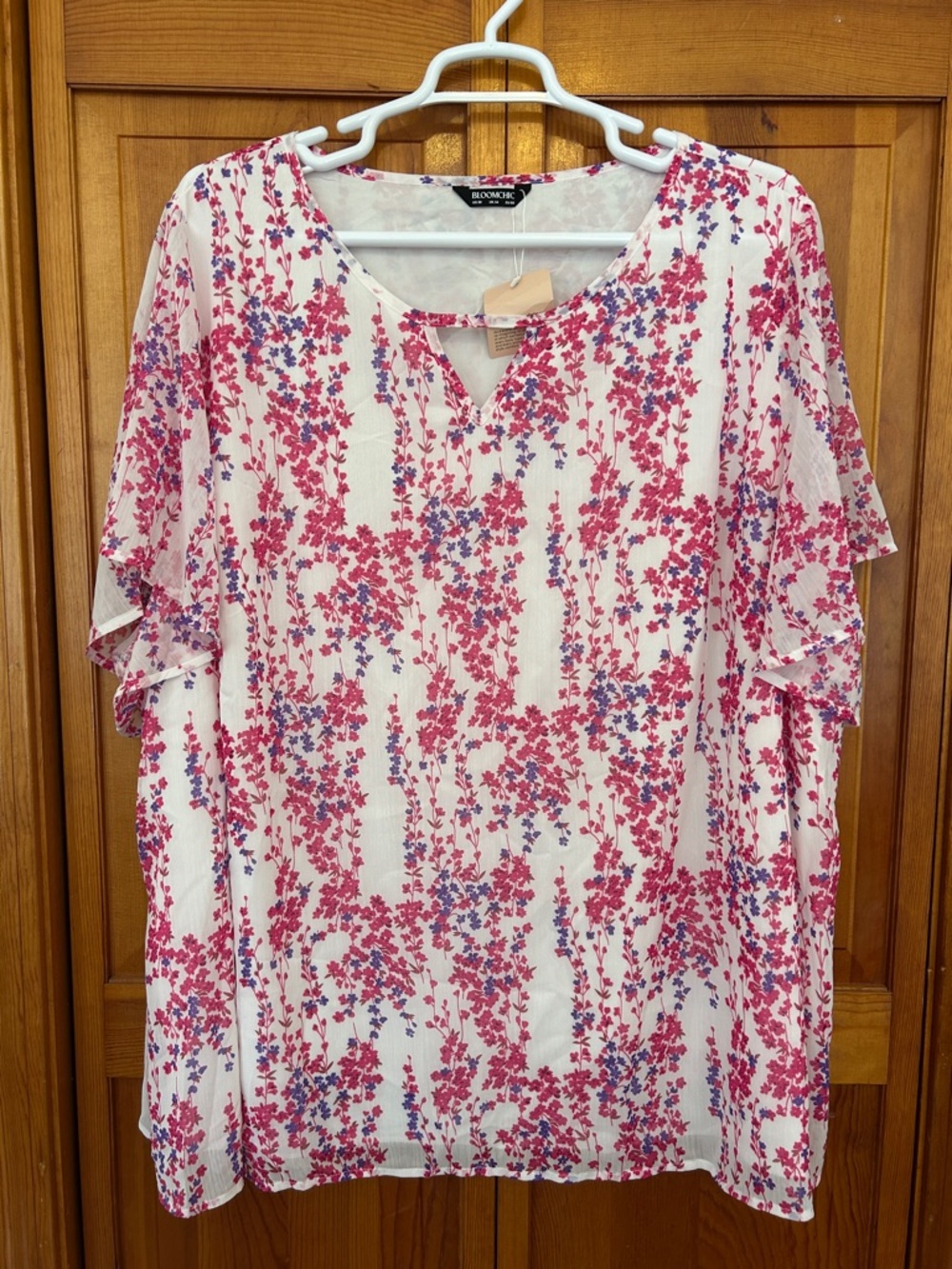 BloomChic Cream Tunic with Pink and Purple Floral Print Plus Size 30 (6X) NWT